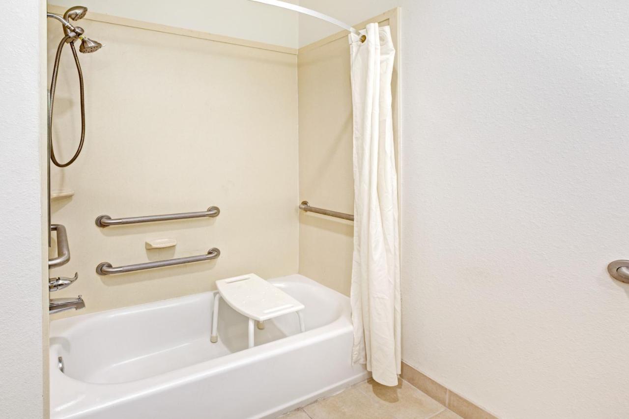 Scottish Inns And Suites - La Porte Bagian luar foto